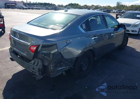 2016 Nissan Altima 2.5/2.5 S/2.5 Sl/2.5 Sr/2.5 Sv из США, поврежденный, VIN 1N4AL3AP4GC135702